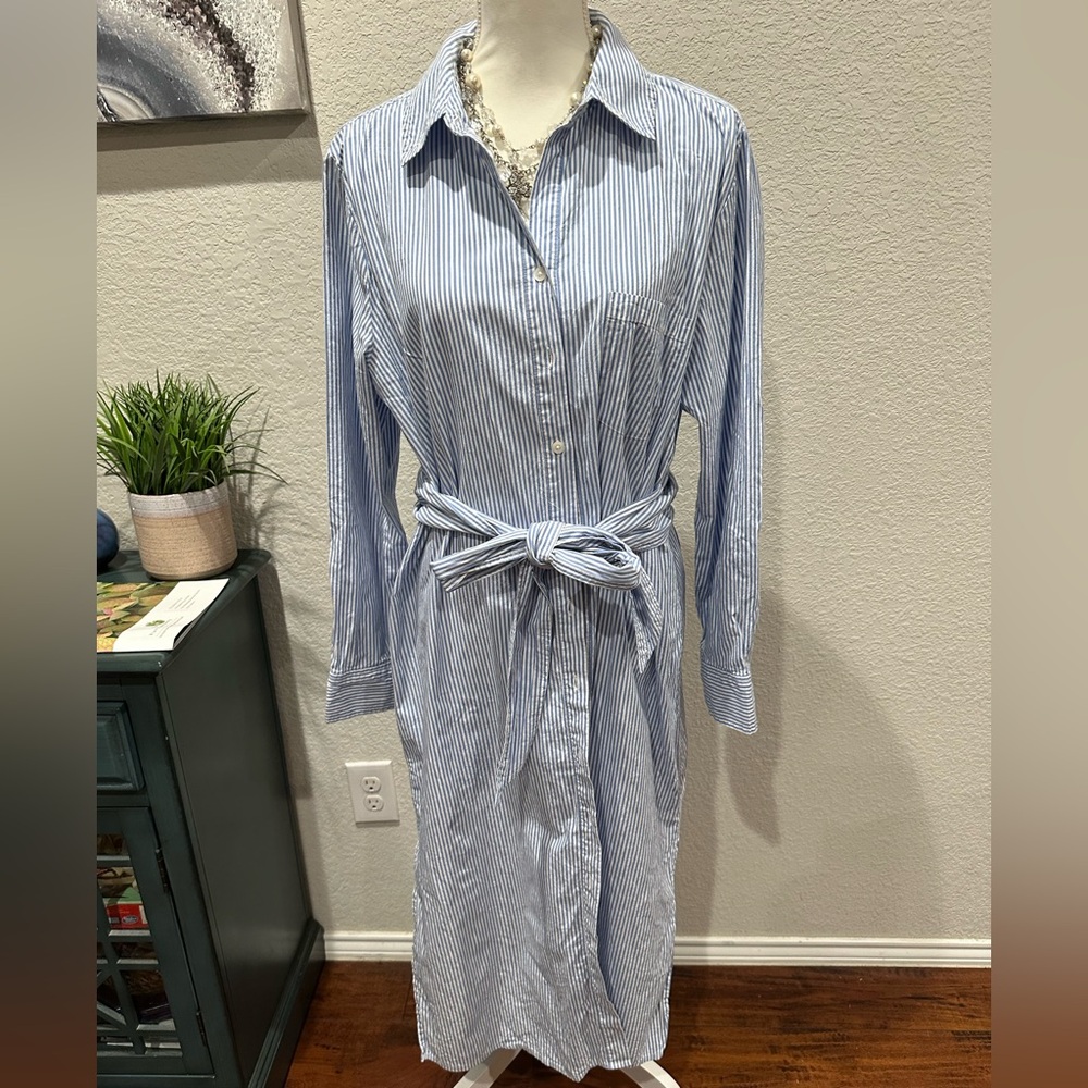 Alex Marie Blue Striped Long Sleeve button down self tie Dress xL